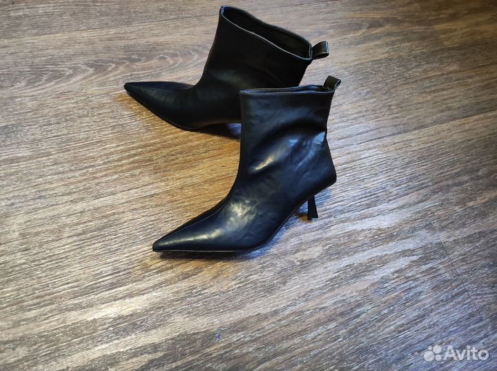 Ботинки женские весенние