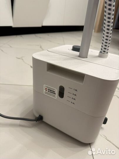 Вертикальный отпариватель Polaris PGS 1820VA белый