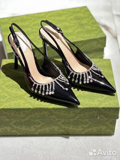 Босоножки Gucci черные со стразами