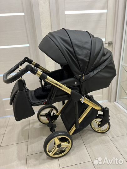 Коляска Адамекс