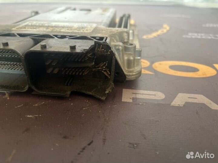 Блок управления двигателем Bmw 7-Series F02