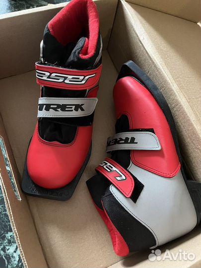 Горнолыжные ботинки 36