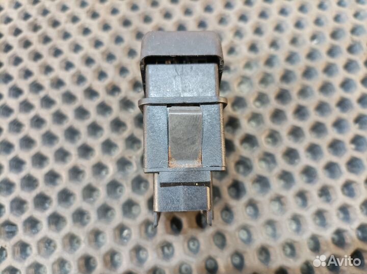 8157750 Кнопка аварийной сигнализации