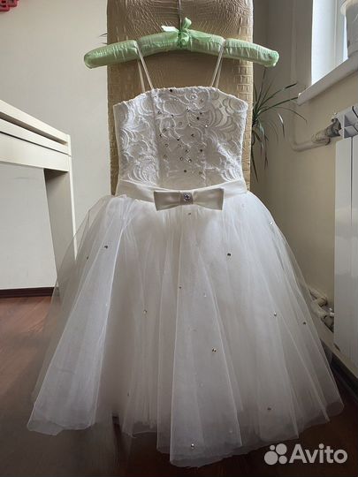 Продам платье для девочки
