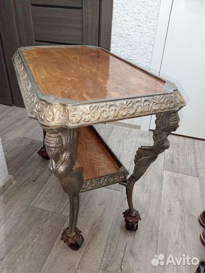 Подставка - столик