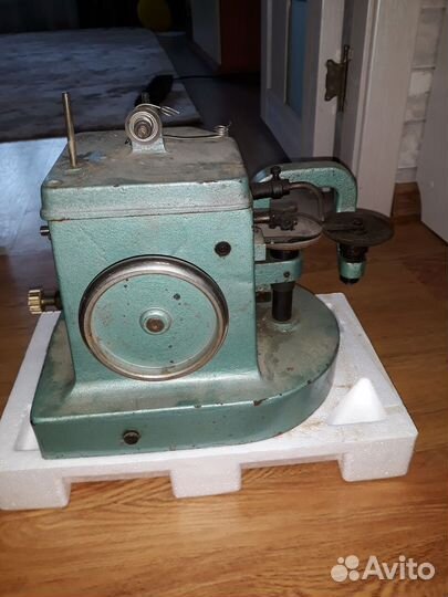 Швейная машинка скорняк 10Б пмз