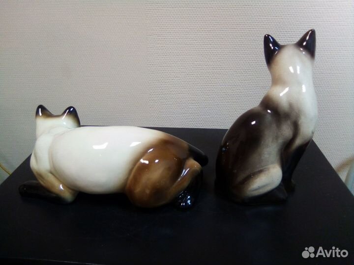Фарфоровые статуэтки. Сиамские коты