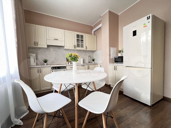 2-к. квартира, 55 м², 10/12 эт.