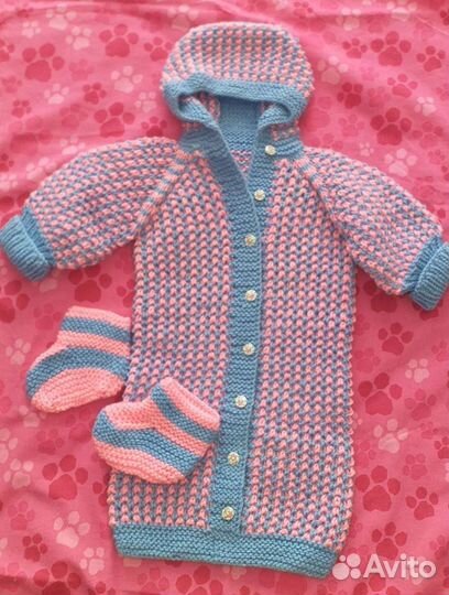 Конверт на выписку вязанный с пинетками