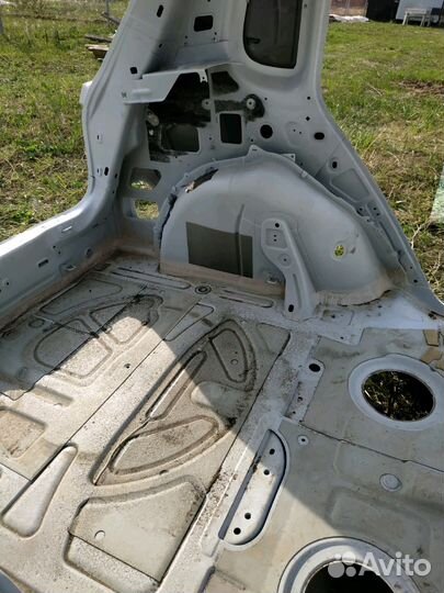 Задняя часть кузова Тигуан