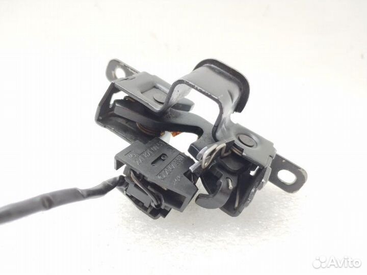 Замок капота правый Mercedes-Benz S-Class W221 5.5