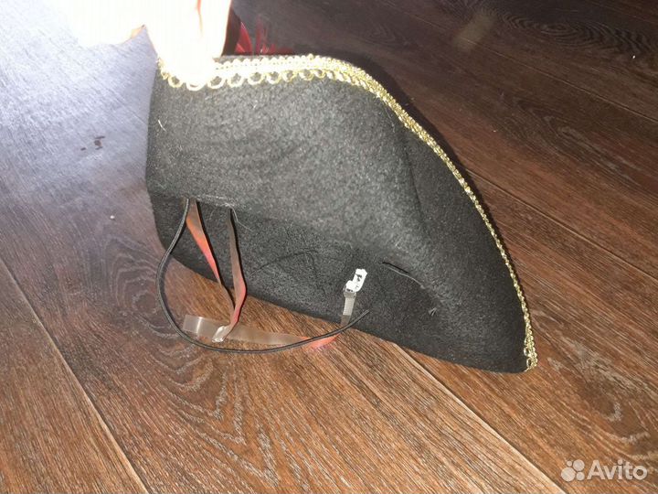 Пиратская шляпа треуголка