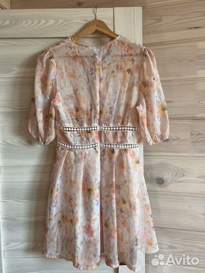 Платье reserved 44