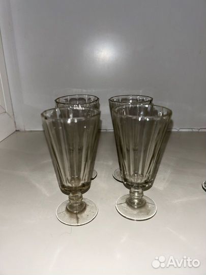 Продаю рюмки лафетники