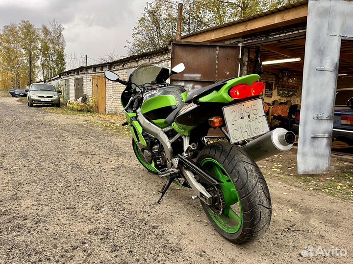 Kawasaki zx6r