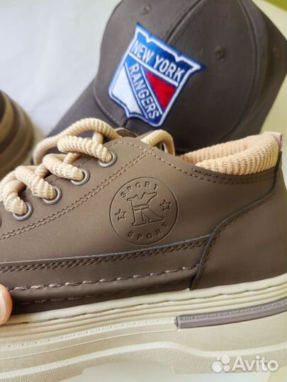 Новые мужские ботинки весна