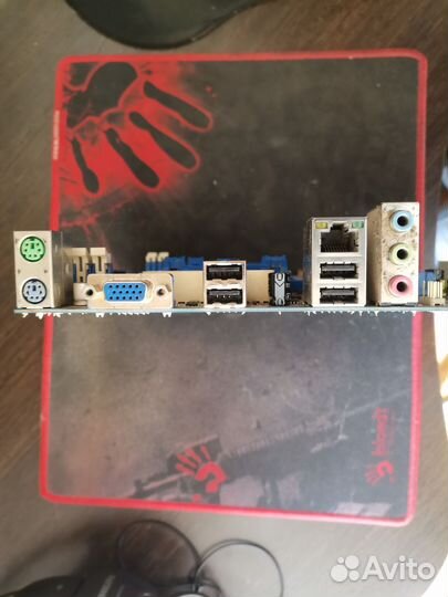 Asrock N68-VS3 UCC