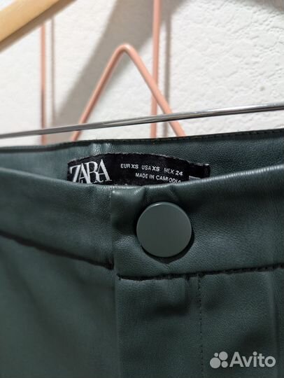 Брюки кожаные Zara, xs