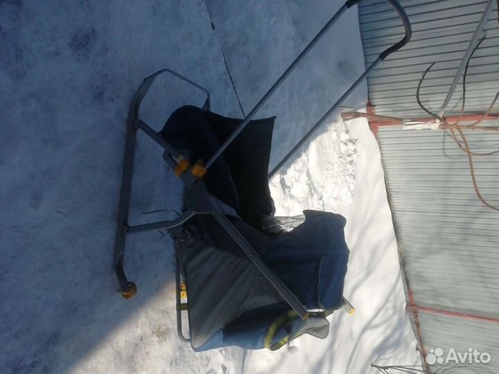 Санки детские на колксах