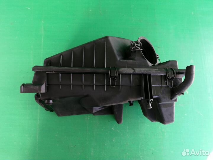 Корпус воздушного фильтра Ford Mondeo 2