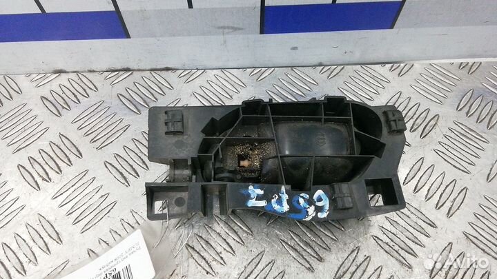 Ручка внутренняя передняя правая Citroen Jumpy 2