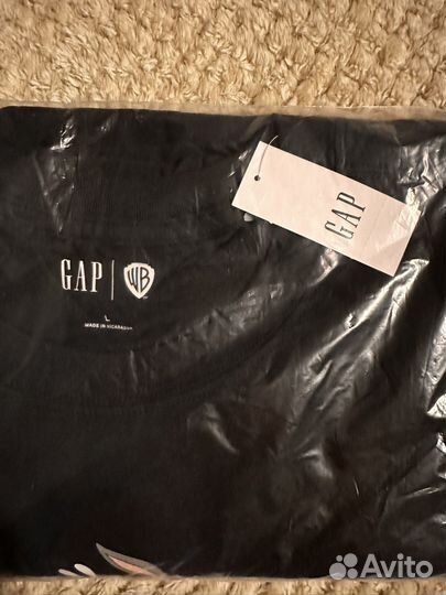 Футболка Gap x WB