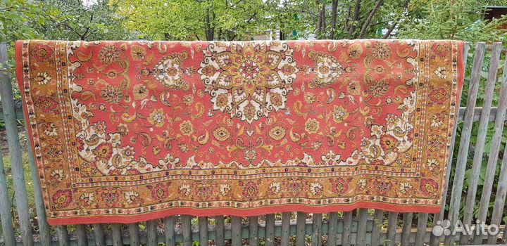 Ковер шерстяной