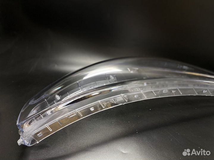 Стекло фары Hyundai Tucson II/IX35 (09-15гг.)