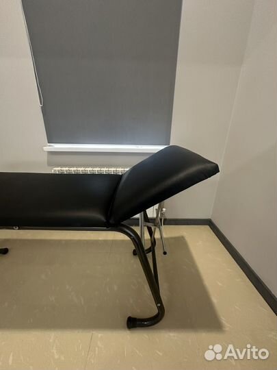 Кушетка для массажа, состояние отличное