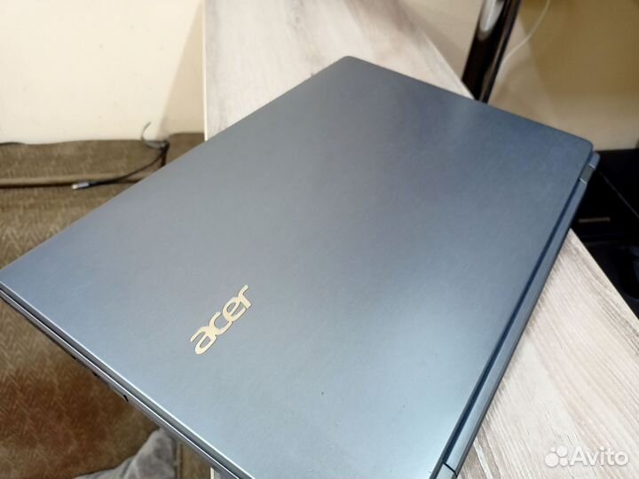 Acer 17.3 intel i5/Nvidia 2gb