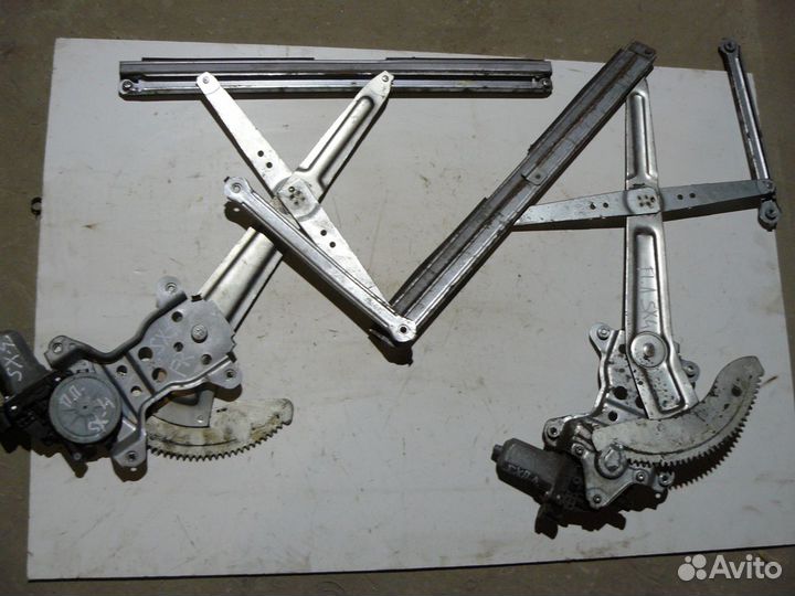 Стеклоподъемник передний для Suzuki SX4