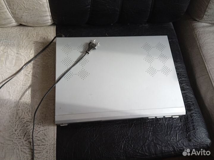 Видео магнитофоны и двд проигрыватель