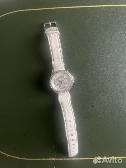 Часы наручные женские