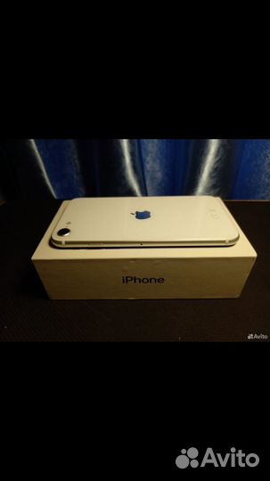 iPhone SE (2022), 64 ГБ