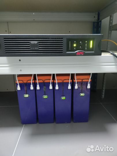 Apc SMART ups SMT2200RMI2U