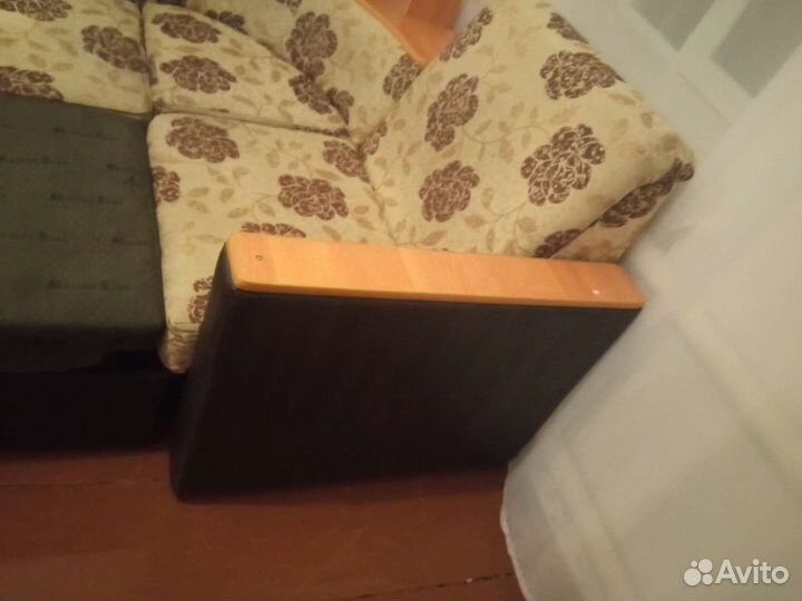 Угловой диван бу