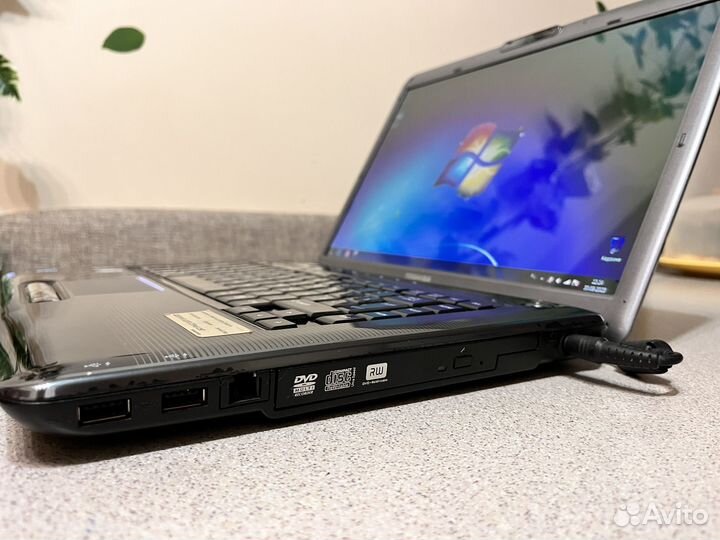 Toshiba satellite a300-14S(120ssd+200hdd)