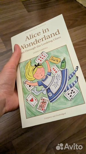 Книга Alice in wonderland Алиса в стране чудес