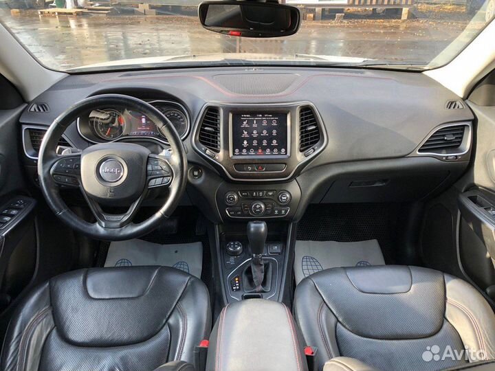Jeep Cherokee 3.2 AT, 2018, 68 847 км