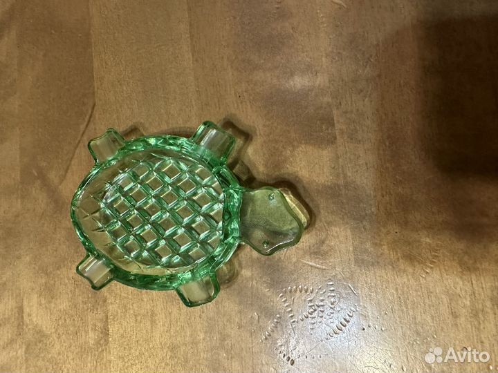 Пепельница из стекла