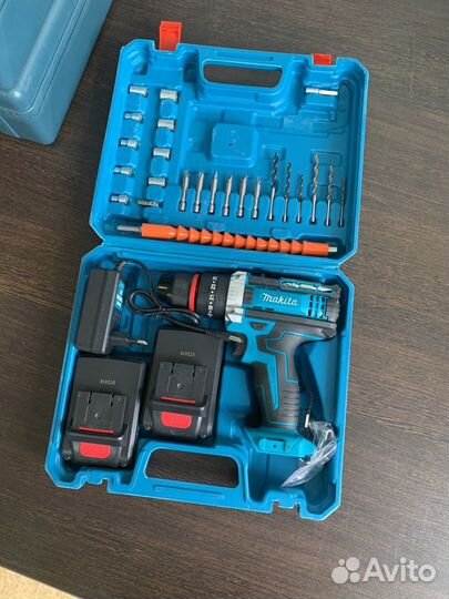 Шуруповерт makita 18v