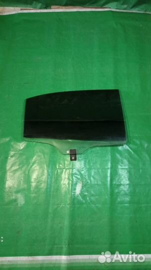 Стекло заднее правое Mercedes S600 w220