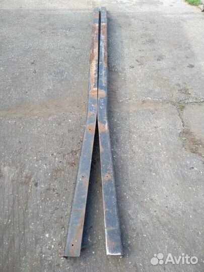 Уголок крепления ссу правый 81427023400 MAN, F 200