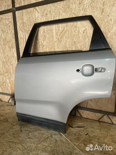 Дверь задняя левая Киа sorento 2xm