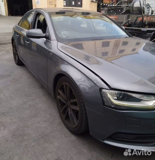 В разборе Audi A4 (B8) 2013г. 1,8л. рестайлинг