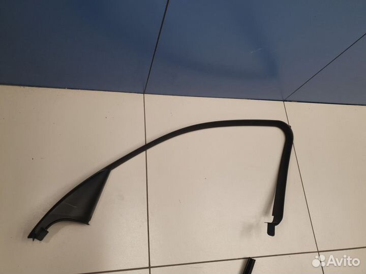 Обшивка рамки двери передней правой BMW 1 F20 F21