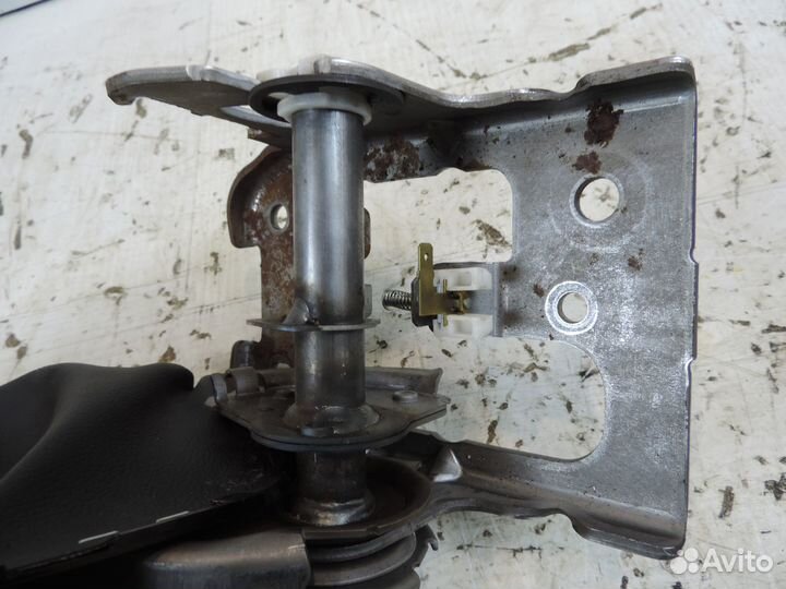 Рычаг стояночного тормоза Ford Mondeo 4