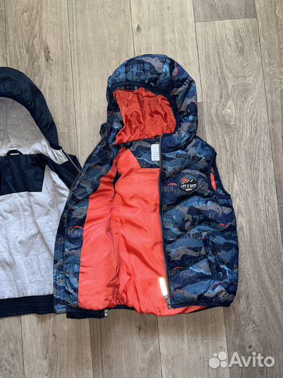 Ветровка жилетка