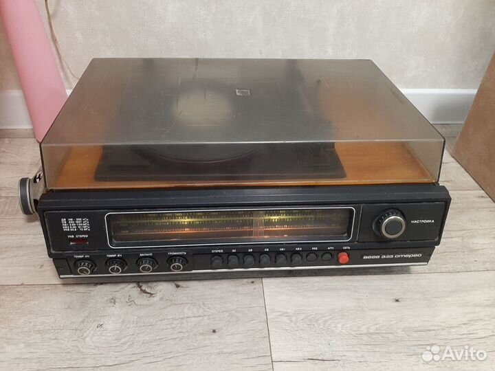 Радиола Вега 323