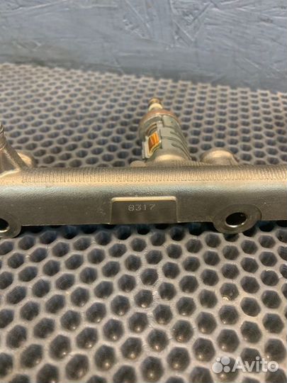 Топливная рейка Lexus Ls460 1UR-FSE 2007